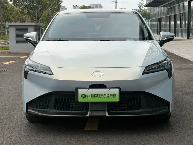GAC Aion S Plus — Фото автомобиля 2