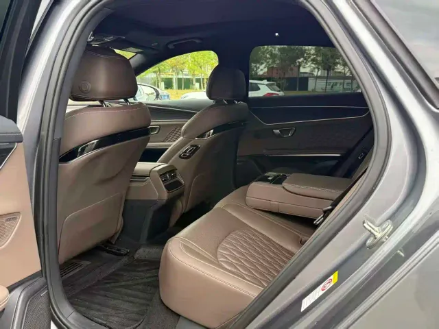 BYD Han — Фото автомобиля 6