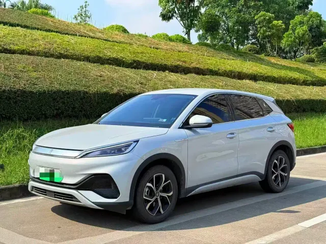 Фотография автомобиля — BYD Yuan PLUS