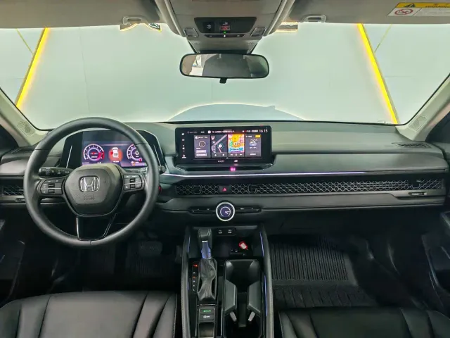 Honda Accord — Фото автомобиля 8