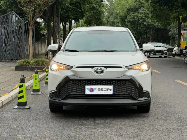 Toyota Frontlander — Фото автомобиля 2