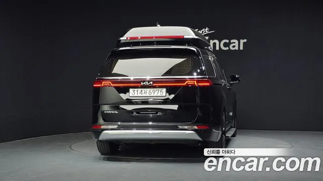 Kia Canival Carnival 4 поколение Бензин 7 мест Hi-Limousine — Фото автомобиля 4