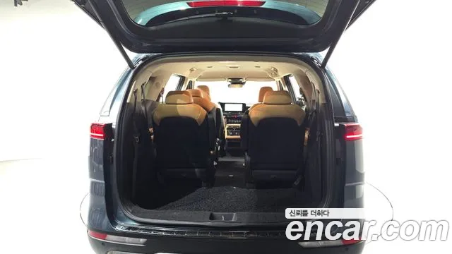 Kia Canival Carnival 4 поколение Бензин 9 мест Signature — Фото автомобиля 18