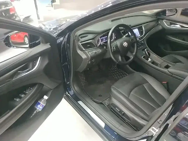 Buick LaCrosse — Фото автомобиля 15