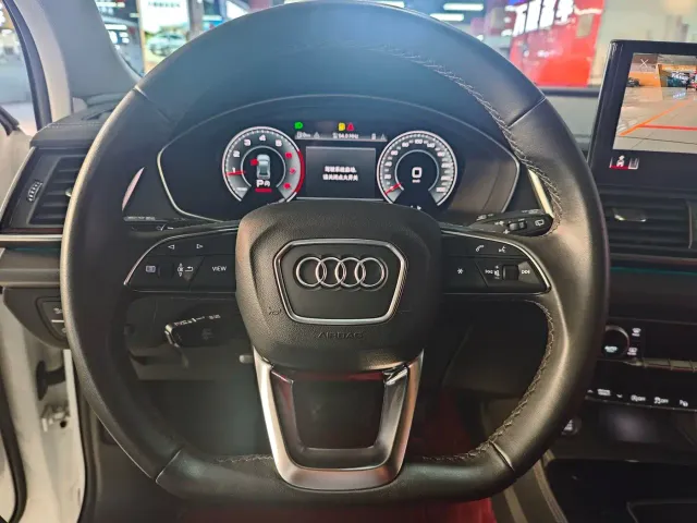 Audi Q5L — Фото автомобиля 6