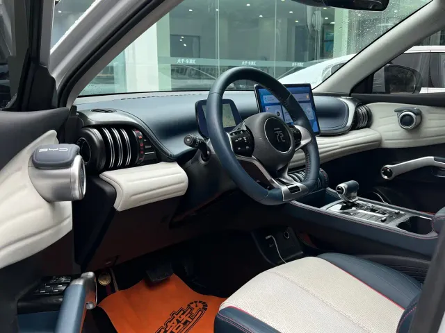 BYD Yuan PLUS — Фото автомобиля 11