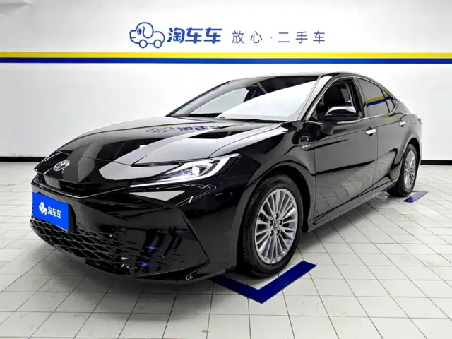 Фотография автомобиля — Toyota Camry