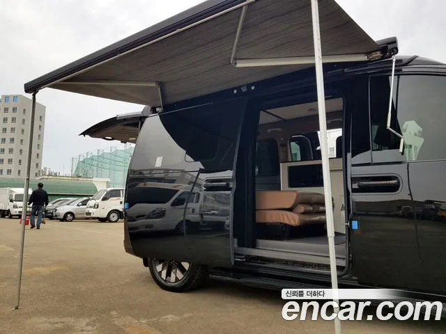Hyundai Staria Staria — Фото автомобиля 9