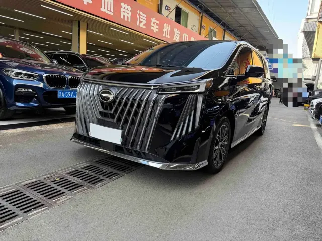 Фотография автомобиля — GAC Trumpchi M8