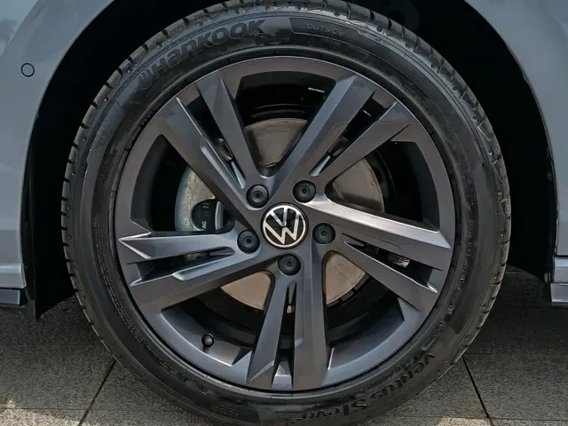 Volkswagen Golf — Фото автомобиля 23