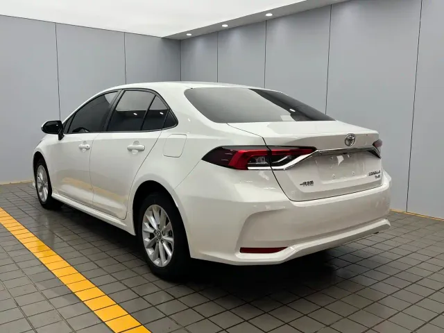 Toyota Corolla — Фото автомобиля 4