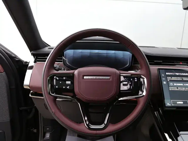 Land Rover Range Rover Sport — Фото автомобиля 15