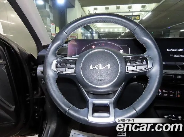 Kia K5 — Фото автомобиля 8