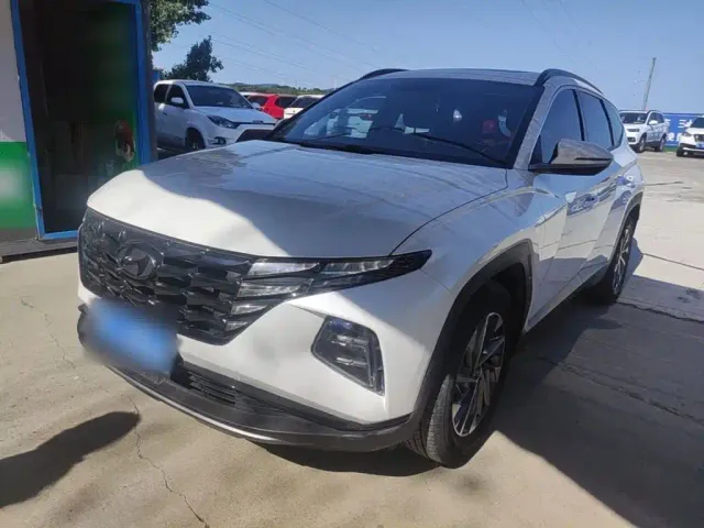 Фотография автомобиля — Hyundai Tucson
