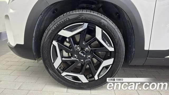 Kia Seltos — Фото автомобиля 5