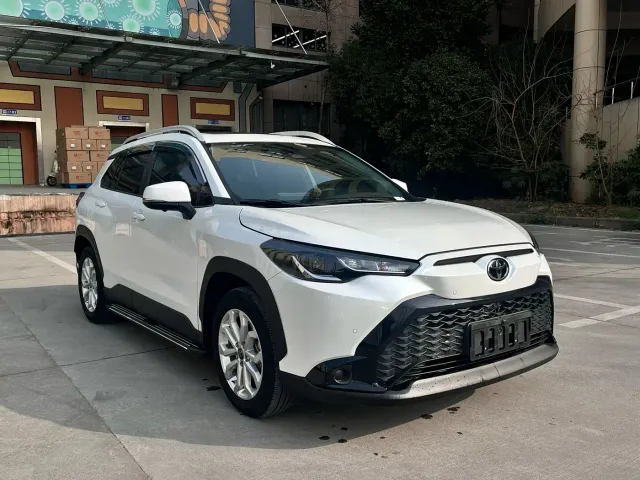 Toyota Frontlander — Фото автомобиля 3