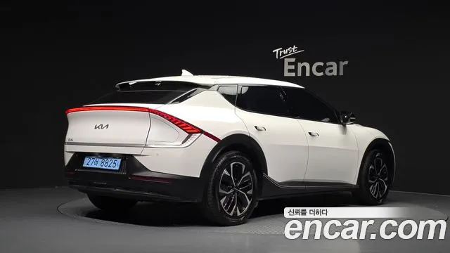 Kia EV6 — Фото автомобиля 2