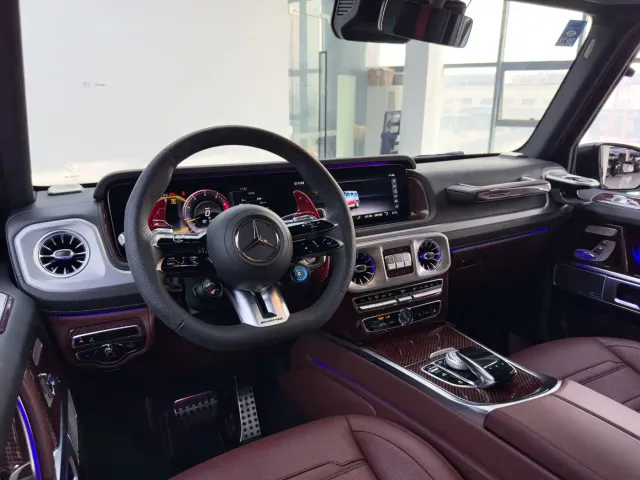 Mercedes-Benz G-Class — Фото автомобиля 18