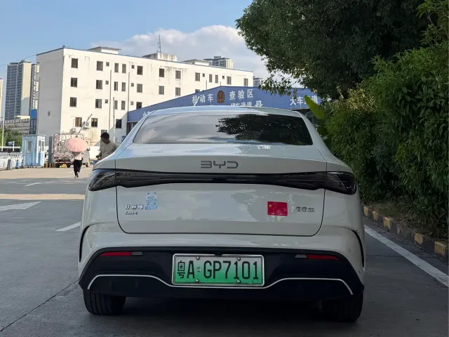 BYD Seal 06 — Фото автомобиля 6