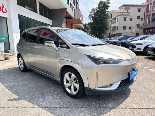 Hycan Z03 — Фото автомобиля 3