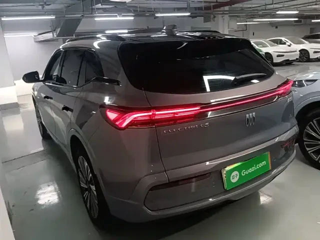 Buick E5 — Фото автомобиля 22