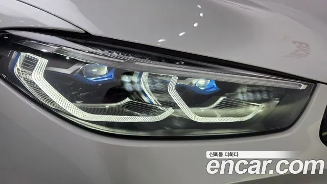 BMW 8 Series G15 — Фото автомобиля 7
