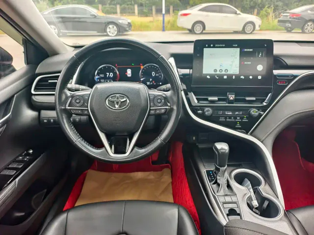 Toyota Camry — Фото автомобиля 11