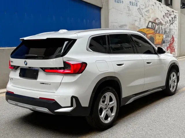 BMW X1 — Фото автомобиля 4