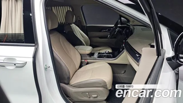 Kia Canival Carnival 4 поколение Бензин 7 мест Hi-Limousine — Фото автомобиля 12