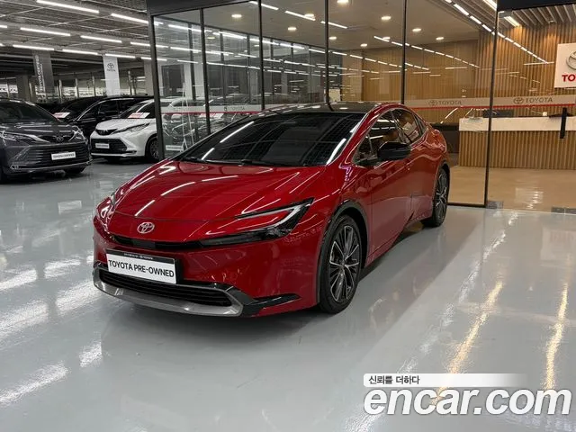 Фотография автомобиля — Toyota Prius 5th Gen