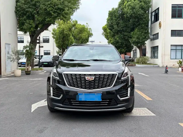 Cadillac XT5 — Фото автомобиля 2