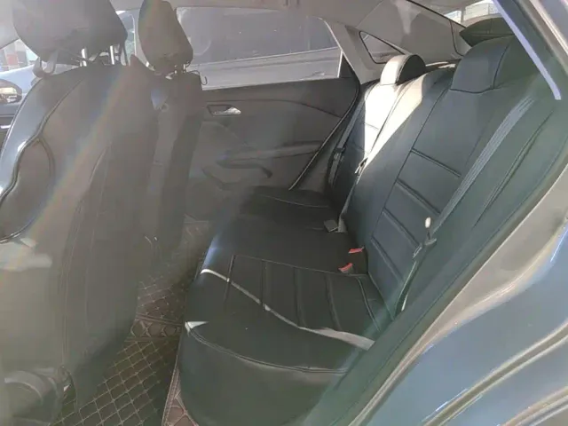 Chevrolet Monza — Фото автомобиля 16
