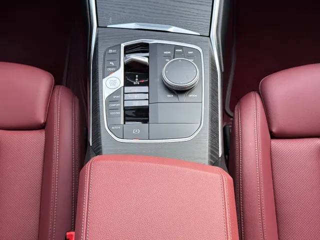 BMW 3 Series — Фото автомобиля 16