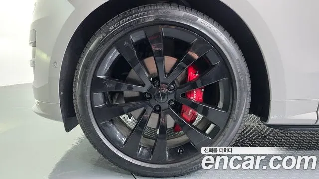 Land Rover Range Rover Sport — Фото автомобиля 5