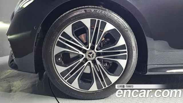 Mercedes-Benz E-Class W214 — Фото автомобиля 5