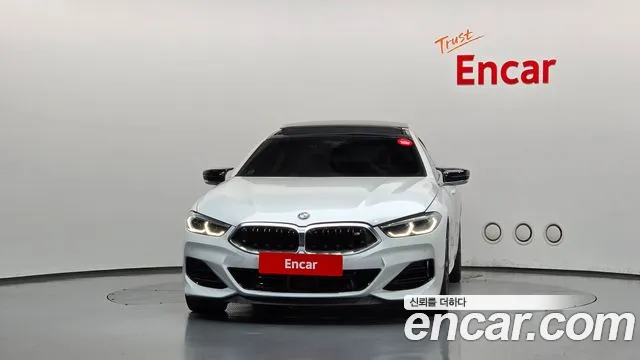 BMW 8 Series G15 — Фото автомобиля 3