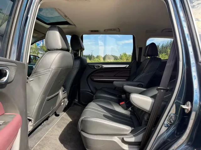 GAC Trumpchi M6 — Фото автомобиля 9