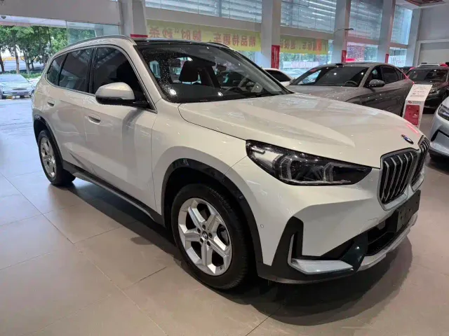 BMW X1 — Фото автомобиля 3