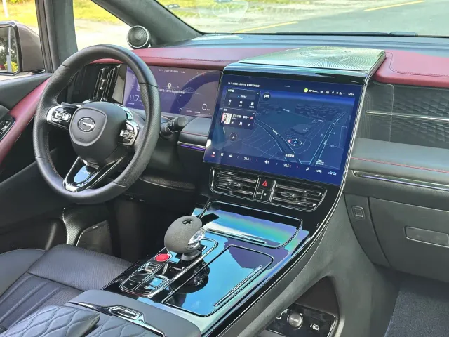 GAC Trumpchi M8 — Фото автомобиля 7