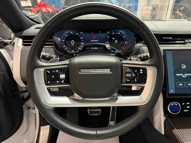 Land Rover Range Rover — Фото автомобиля 8