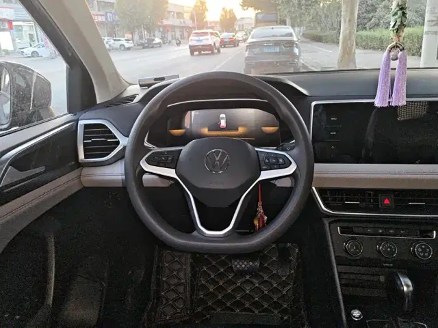Volkswagen Tharu — Фото автомобиля 15