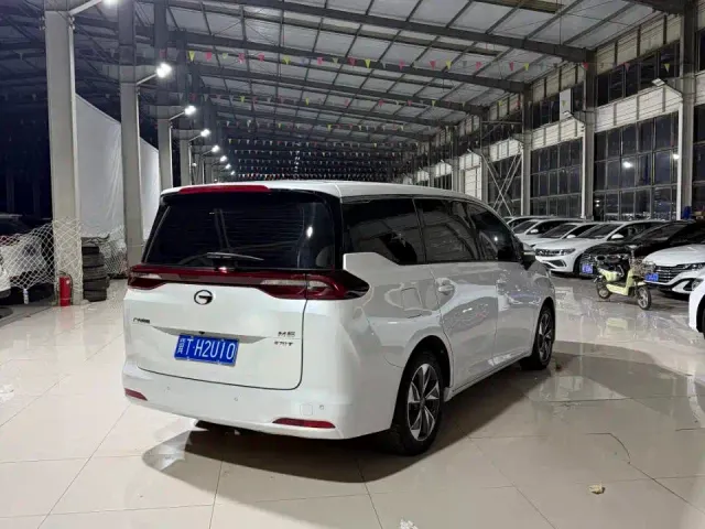 GAC Trumpchi M6 — Фото автомобиля 4