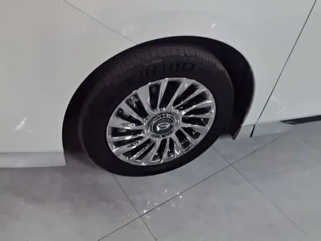 GAC Trumpchi M8 — Фото автомобиля 22