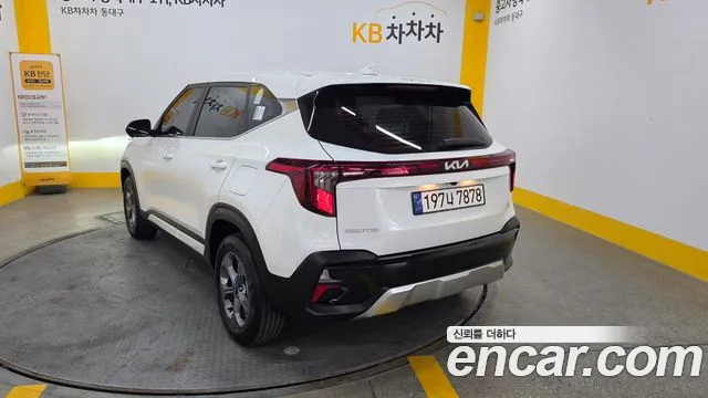 Kia Seltos — Фото автомобиля 2