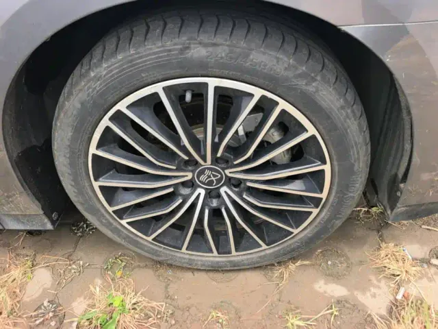 BYD Han — Фото автомобиля 6