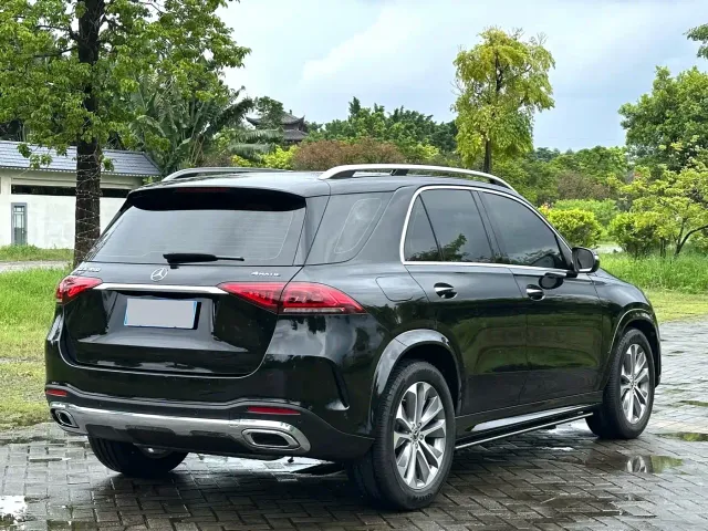 Mercedes-Benz GLE-Class — Фото автомобиля 6