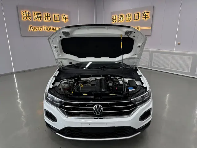 Volkswagen T-Roc — Фото автомобиля 16