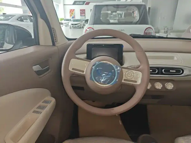Wuling Hongguang Mini EV — Фото автомобиля 10