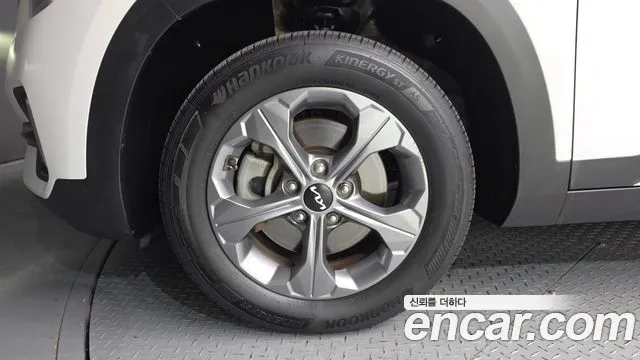 Kia Seltos Seltos Бензин 1.6 турбо 2WD — Фото автомобиля 4
