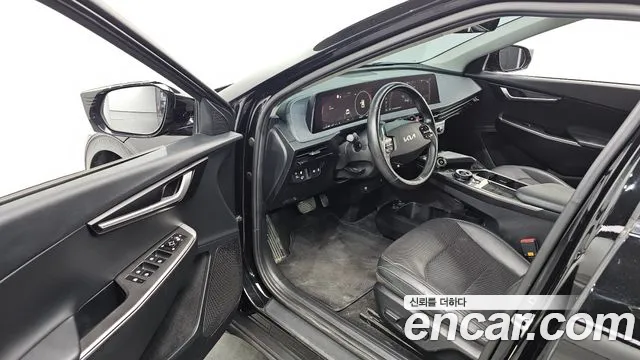 Kia EV6 — Фото автомобиля 17